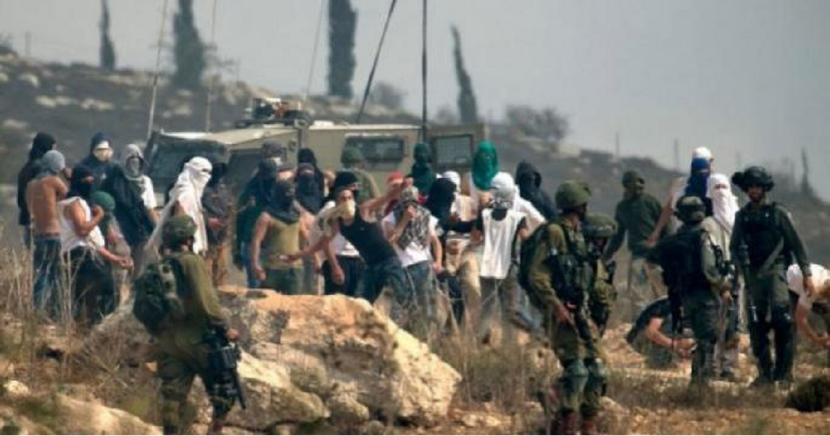 مستوطنون يغيرون على تجمع الكعابنة شرق رام الله